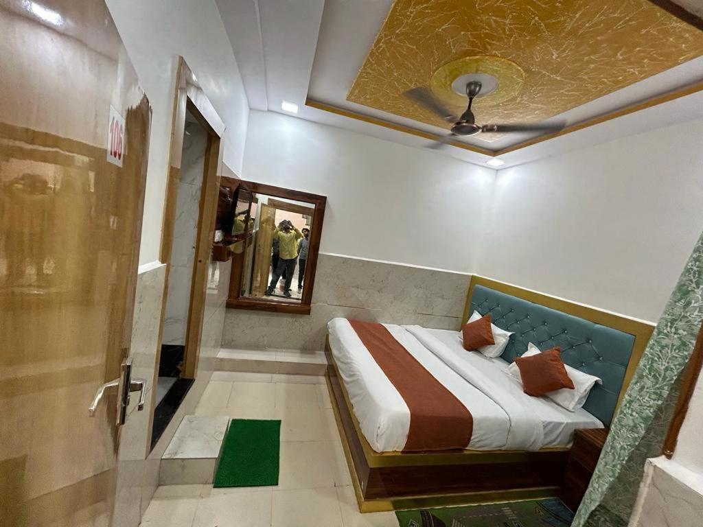 Town Grand Hotel Agra (Uttar Pradesh)